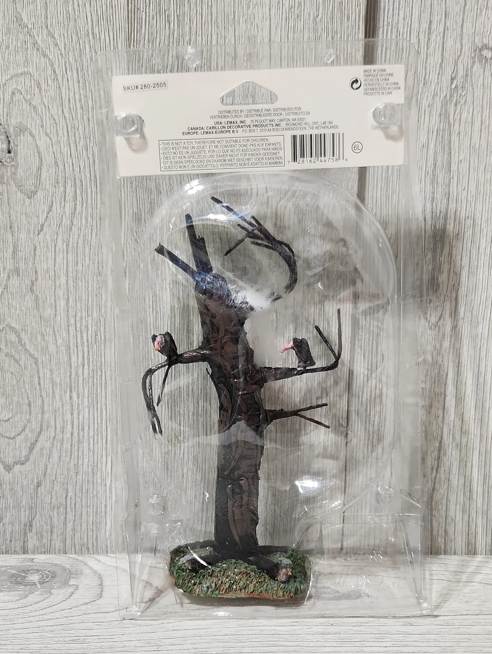 2014 Lemax Spooky Town Twisted Vulture Display Tree #44758